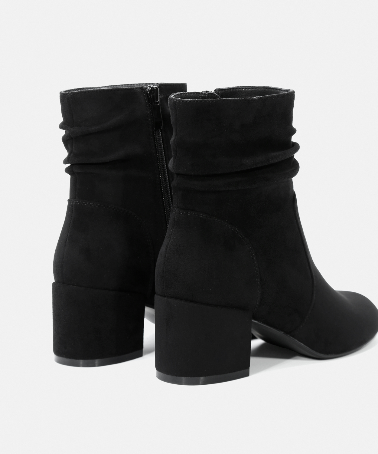 Botines tac&oacute;n ca&ntilde;a arrugada image number null